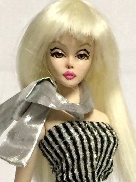 #107 D1AP28 LACE, THE FASHION DOLL, LACE COLLECTION, DOLL ONE (D1) WIGS