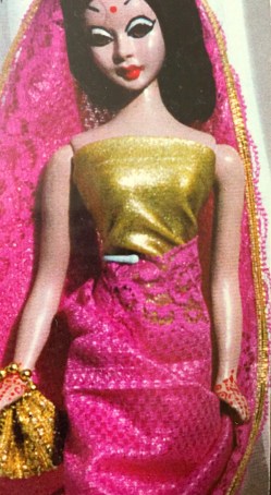 ##74 D20P6 YASMINE, LACE COLLECTION, DOLL 20 (D20)