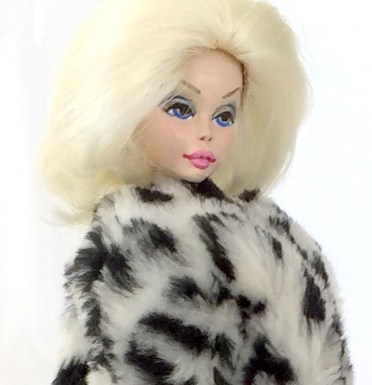 #100 D30P2 LOVE, LACE COLLECTION, DOLL 30 (D30)